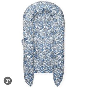 Dock A Tot Grand spare cover in Morris Floral Blue (nwt, nbw) (cover only)
